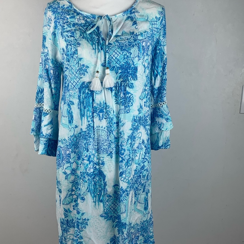 Lilly Pulitzer Blue and White Dress Size Small